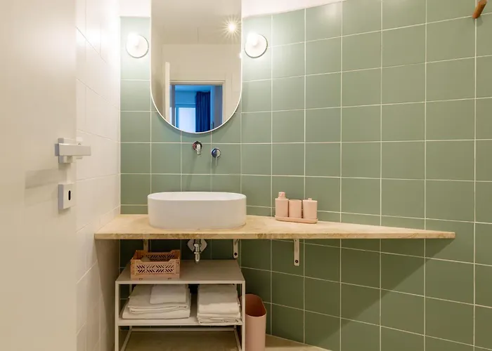 Ravebility - Self Check-in 3*